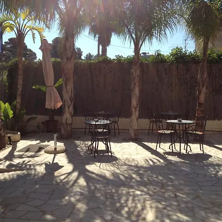 Eben Ezer Bed & Breakfast Avola