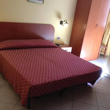 Eben Ezer 2* Avola
